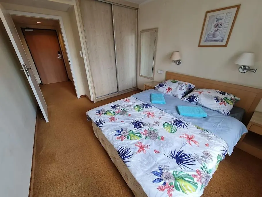 10Q - Z6 Apartment 604 Warsaw Poland
